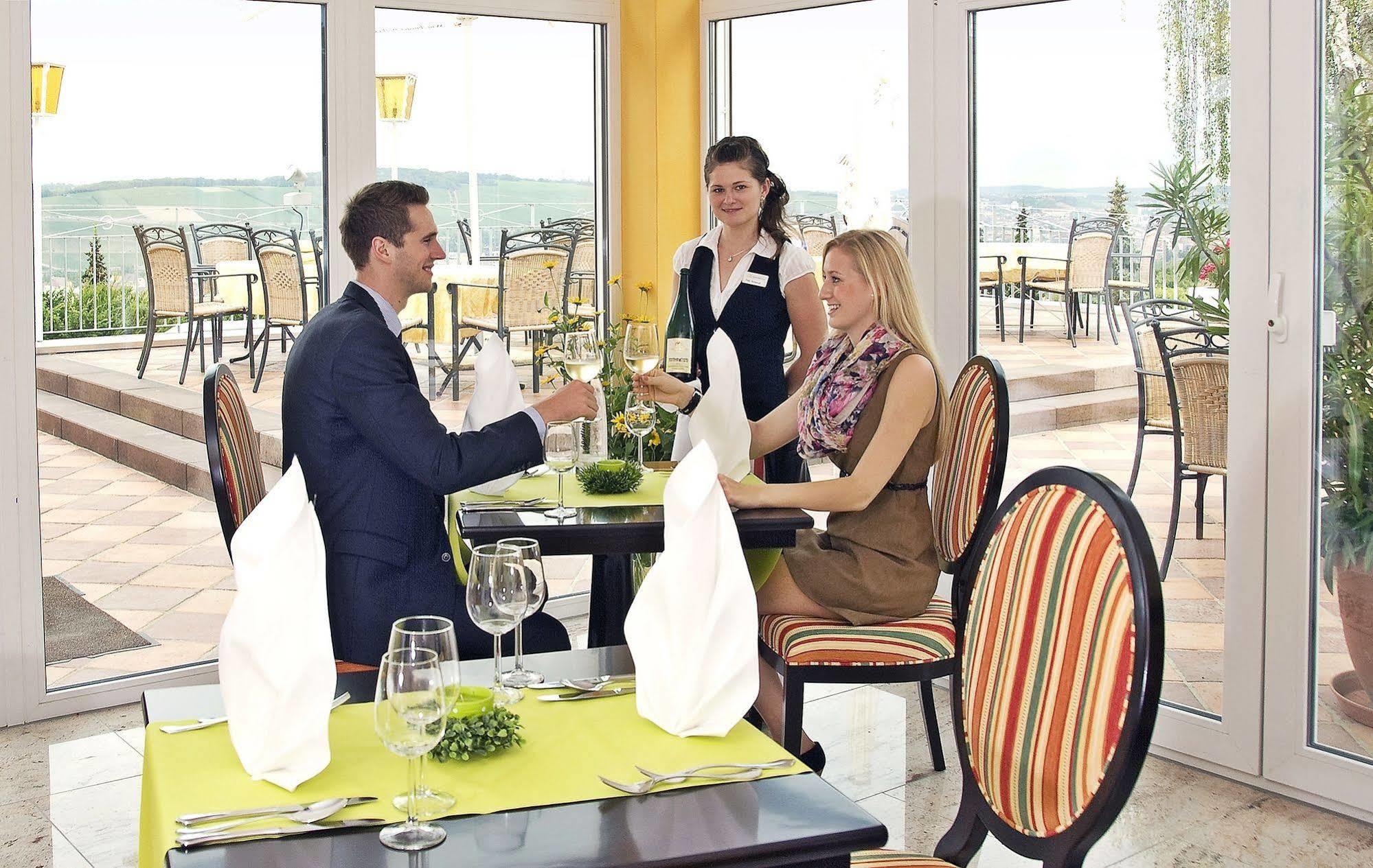 Hotel Wittelsbacher Hoeh Wurzburg Ngoại thất bức ảnh